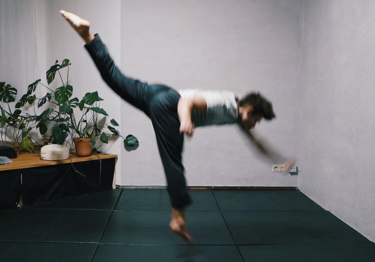 Learning jumping patterns like butterfly kick